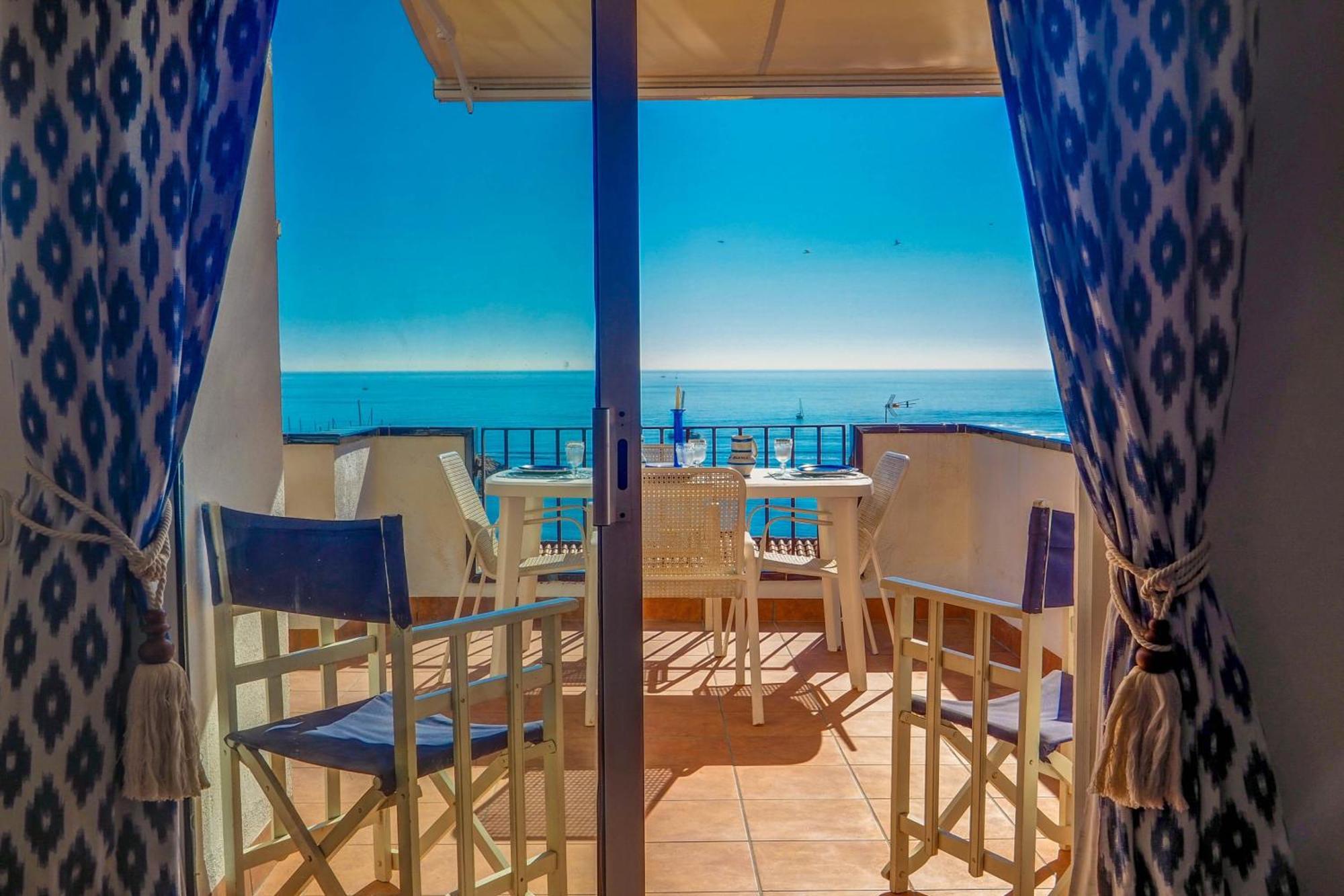 Amazing Seaview Apartment By Hello Homes Sitges Luaran gambar